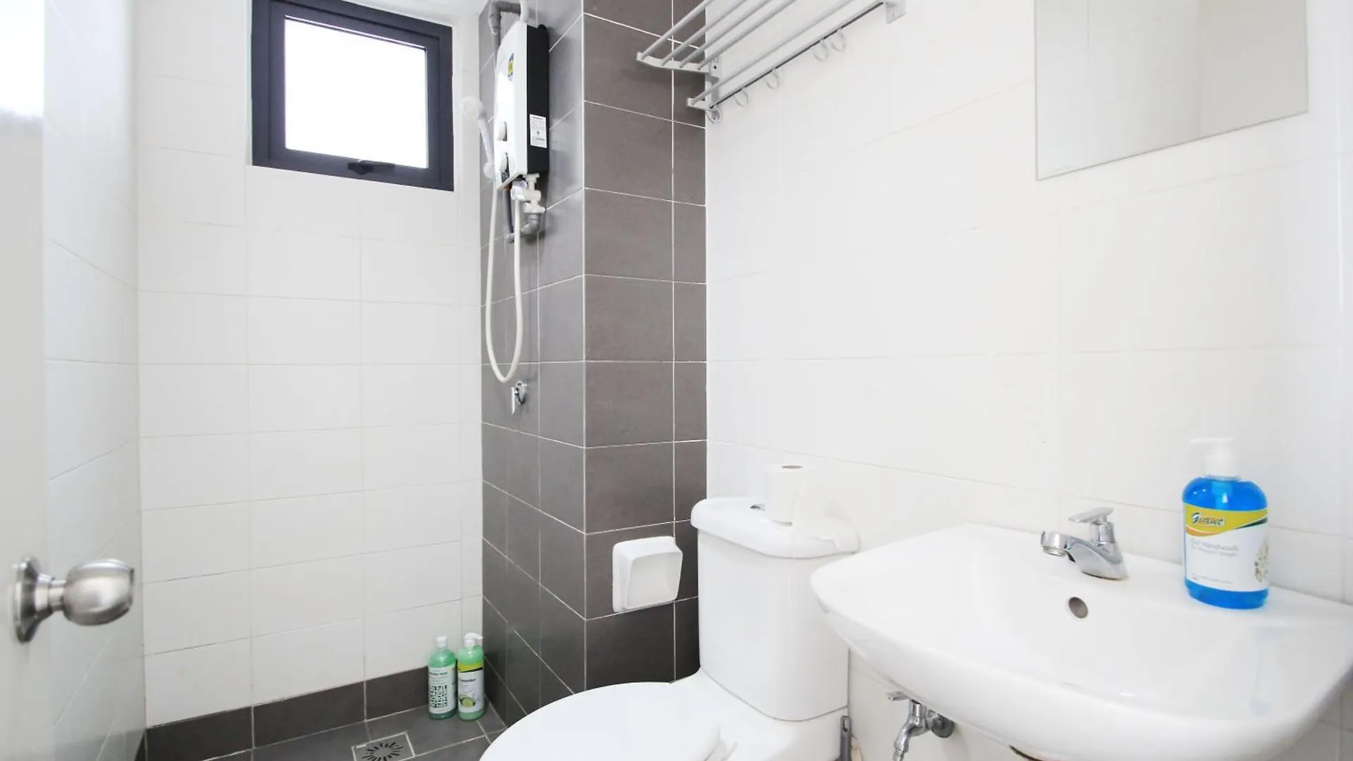 Residence 8 Old Klang Road Куала-Лумпур 0*,