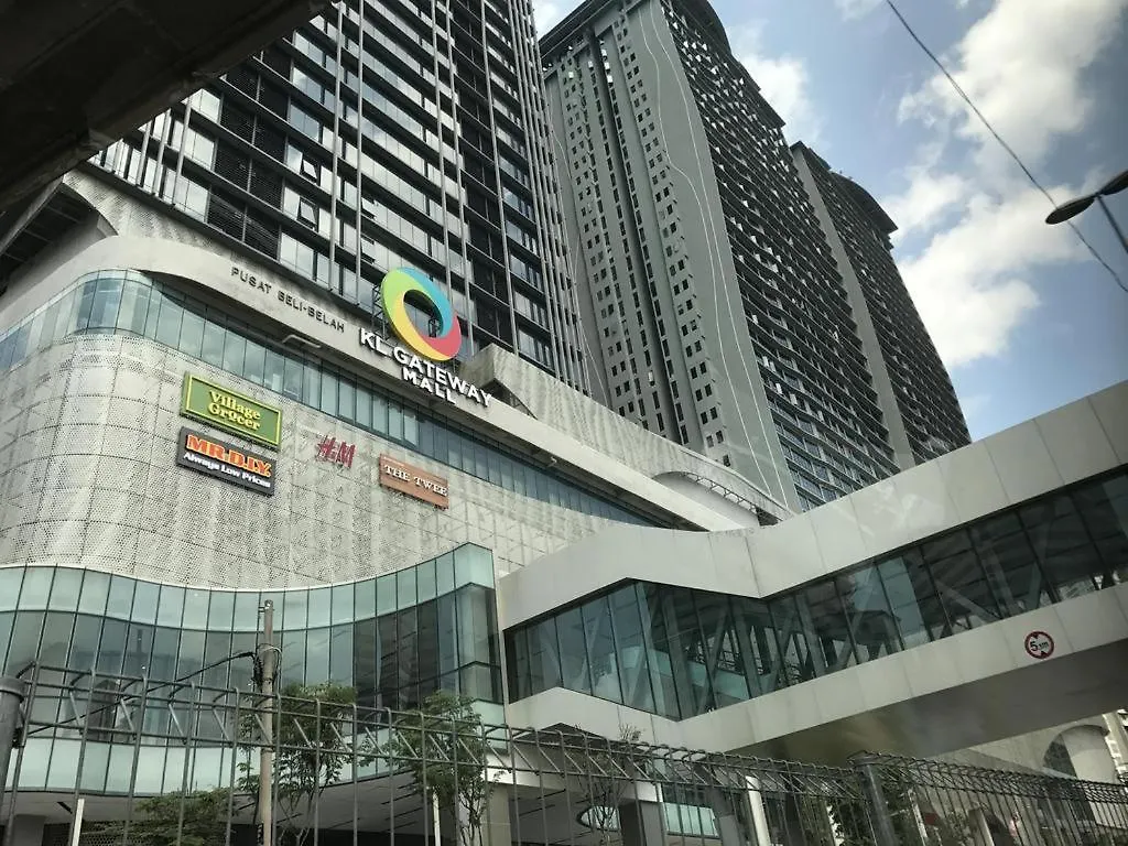 Residence 8 Old Klang Road Куала-Лумпур