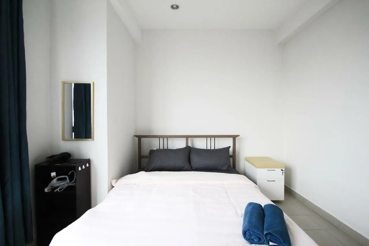 Residence 8 Old Klang Road Kuala Lumpur 0*,