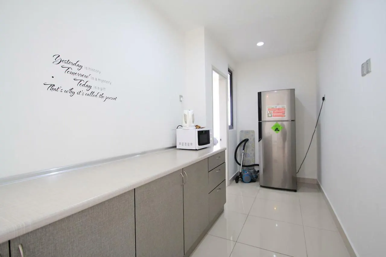 Residence 8 Old Klang Road Kuala Lumpur Apartment