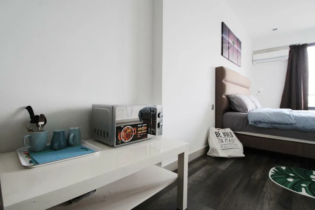 Residence 8 Old Klang Road Kuala Lumpur 0*,